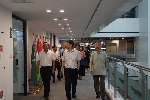 陕西省科技厅领导及延长油田公司领导莅临我公司进行调研考察指导工作